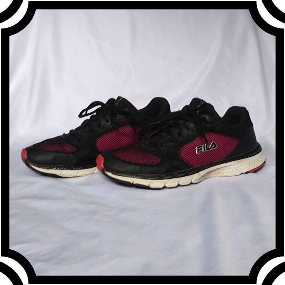 FILA Memory Showcase 3 Coolmax Running Shoes